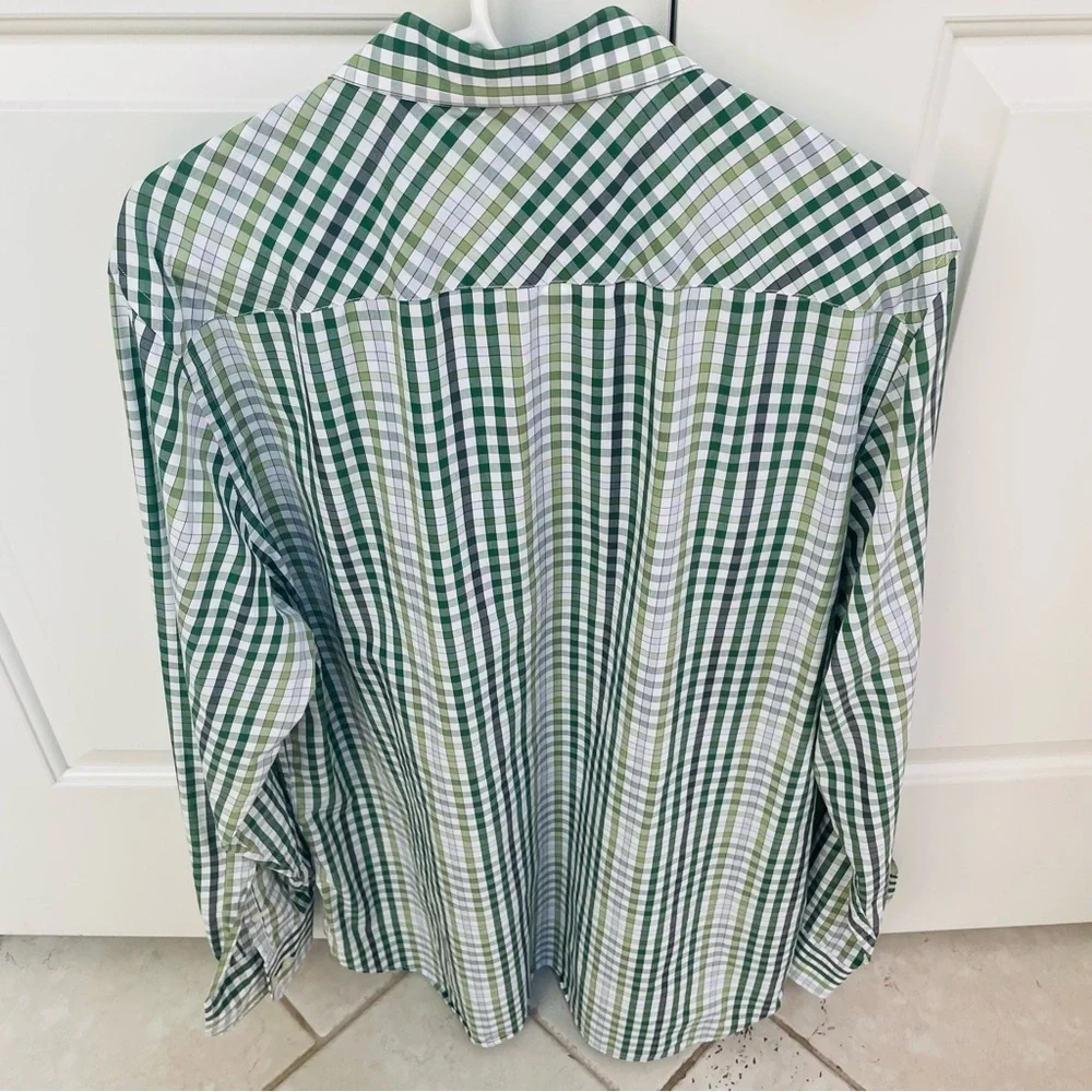 Banana Republic Mens Large 16-16 1/2” Various Greens Check Pattern Button Shirt